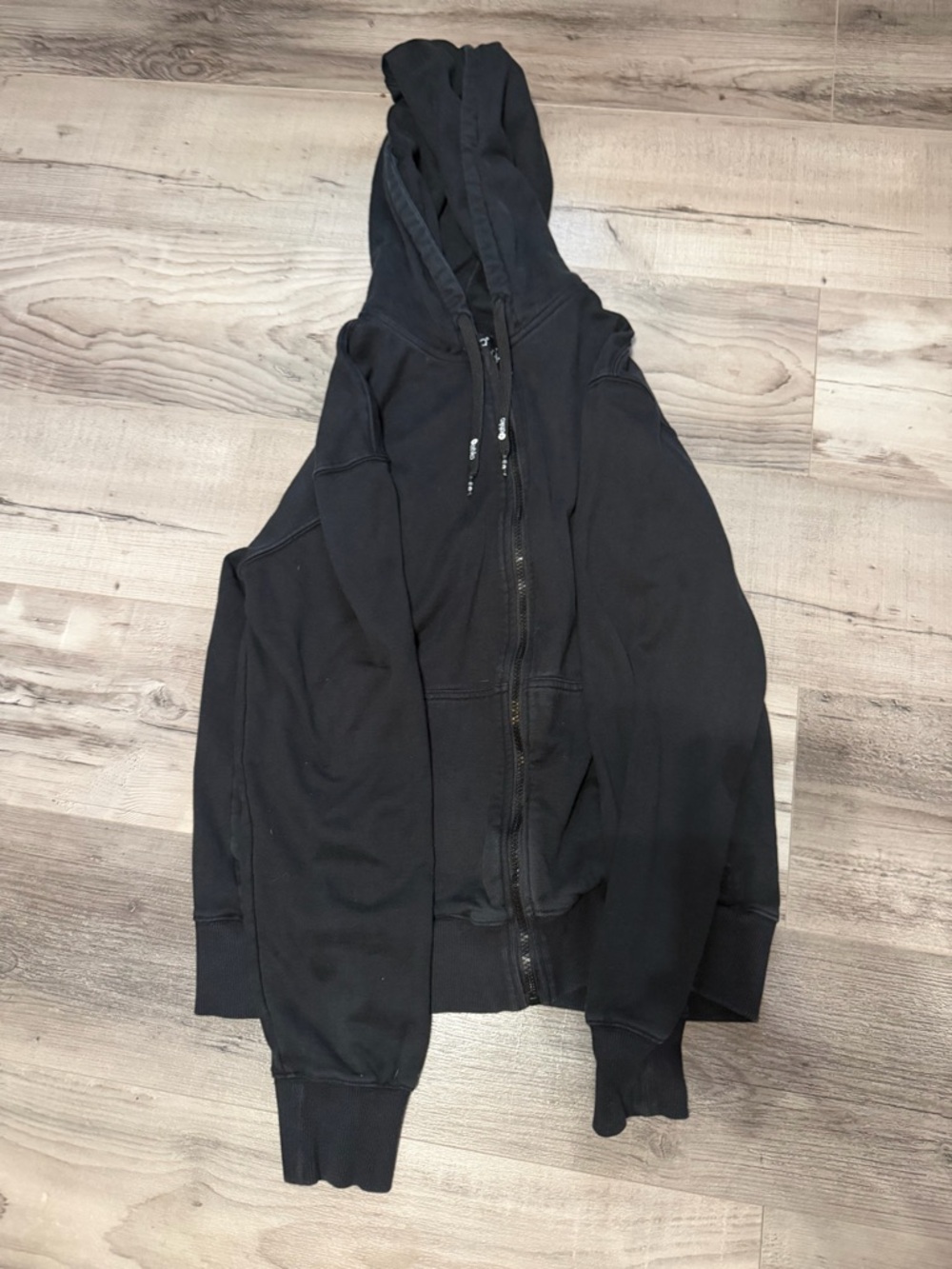ethika Men's Black Full-Zip Hooded Sweater